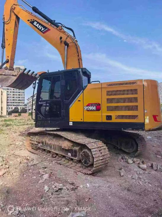 Buy Sany SY205C Used Excavator / 1