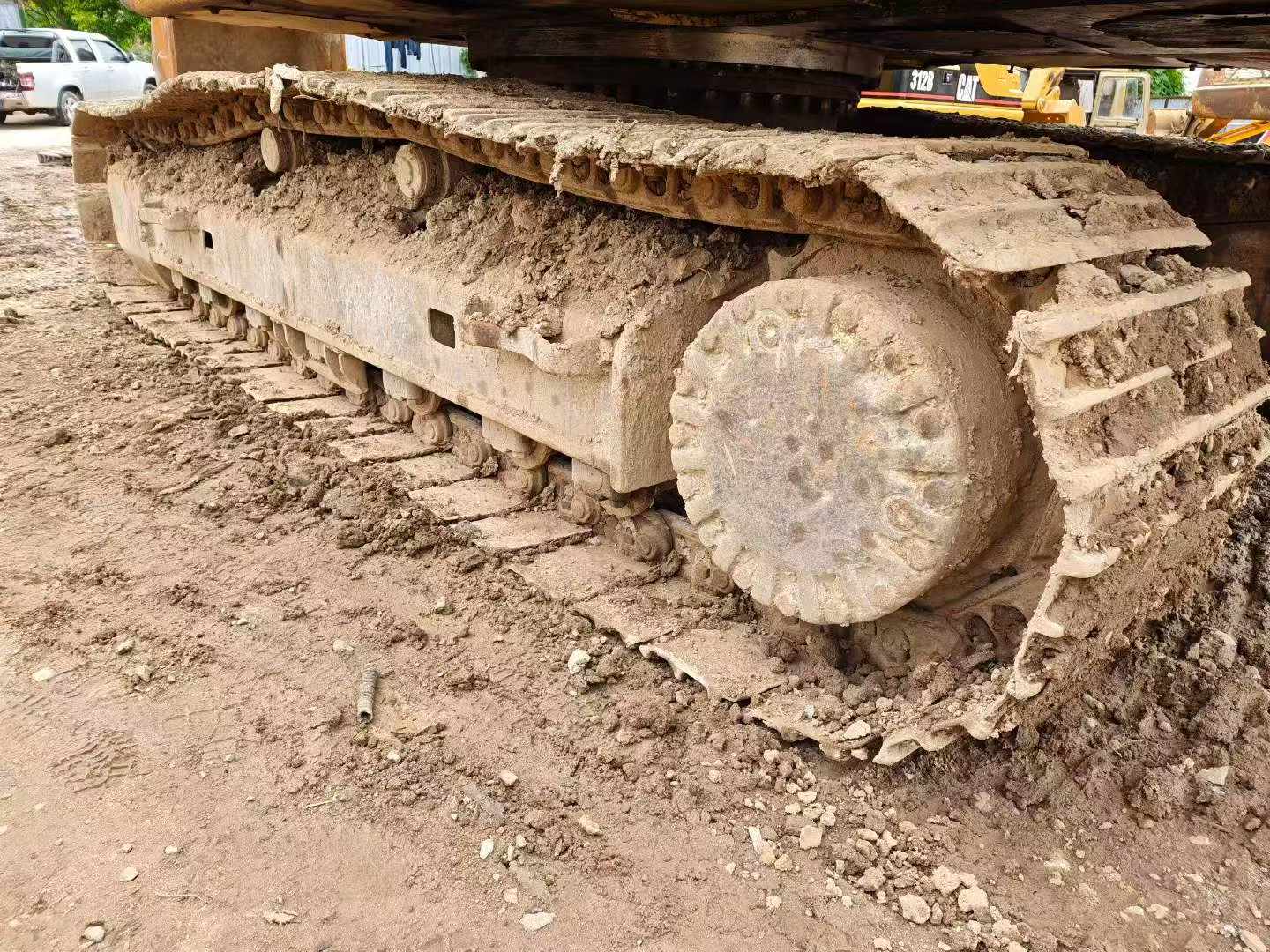 Buy Caterpillar Used Excavator / 8