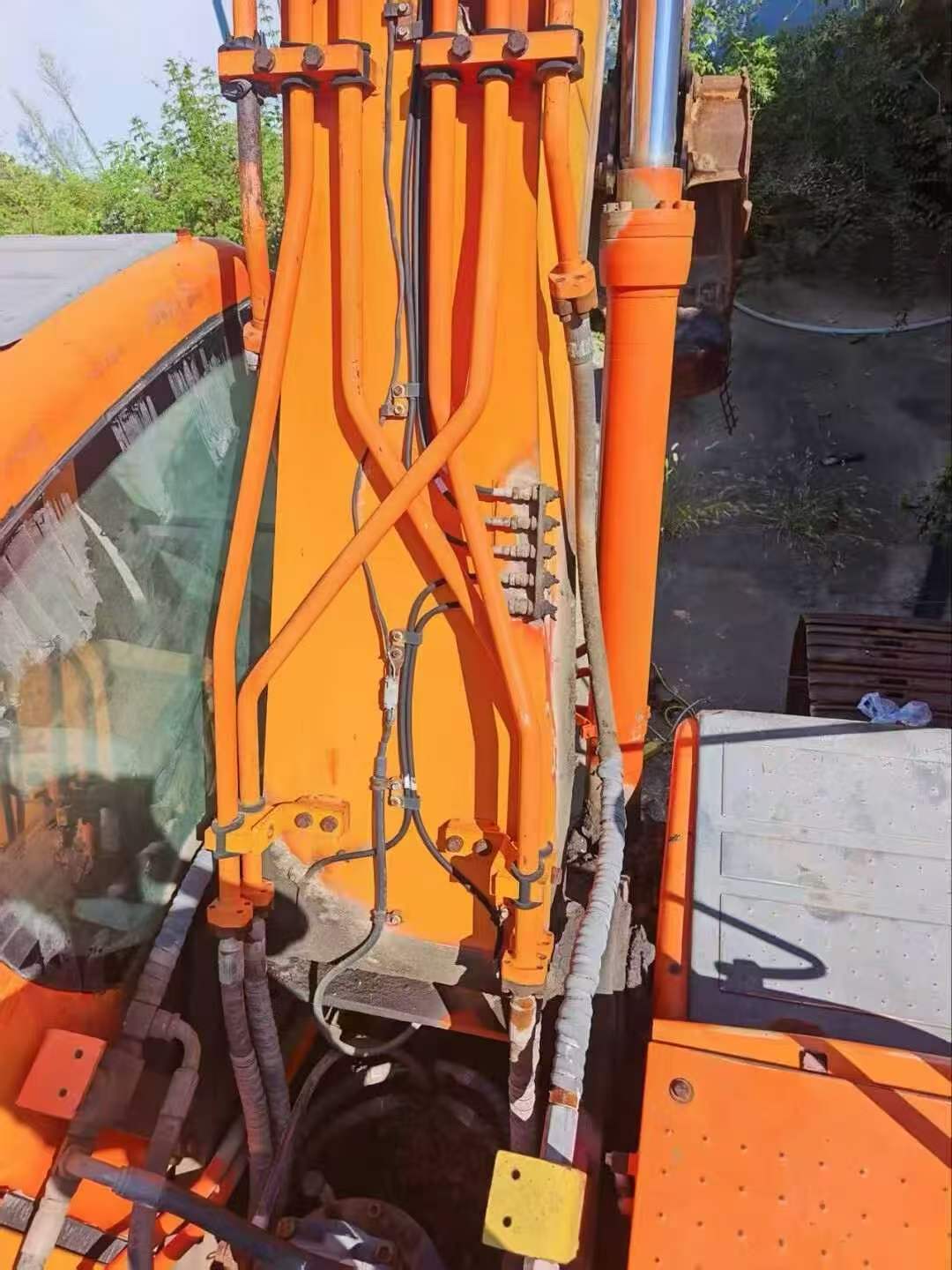 Buy Doosan DX260LC Used Excavator / 6