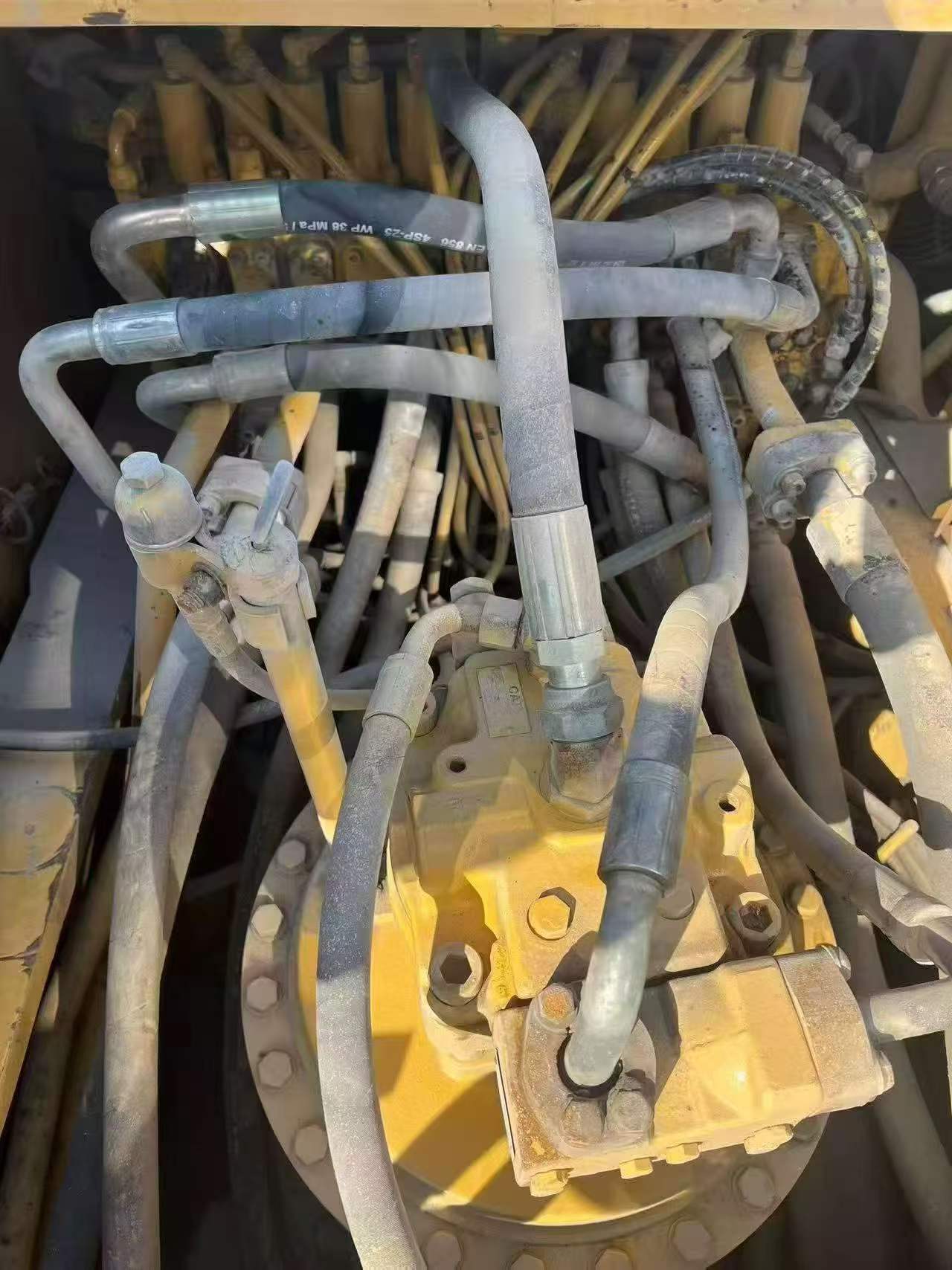 Buy Caterpillar Used Excavator / 8