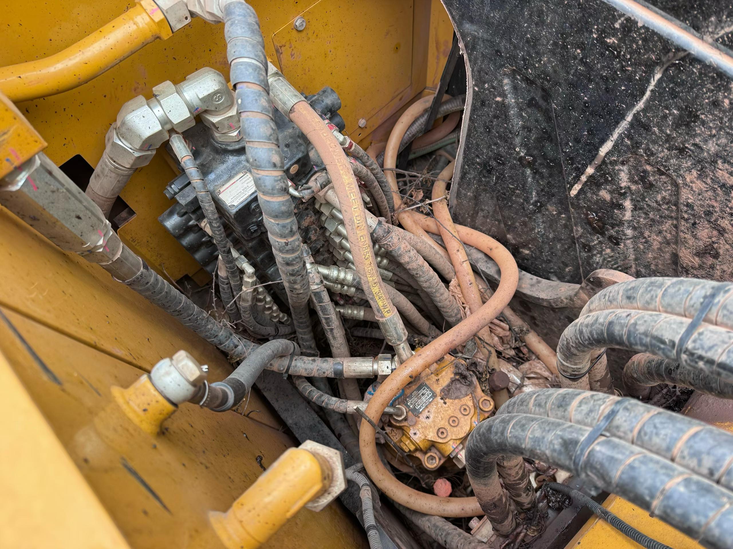 Buy Sany SY75 Used Excavator / 8