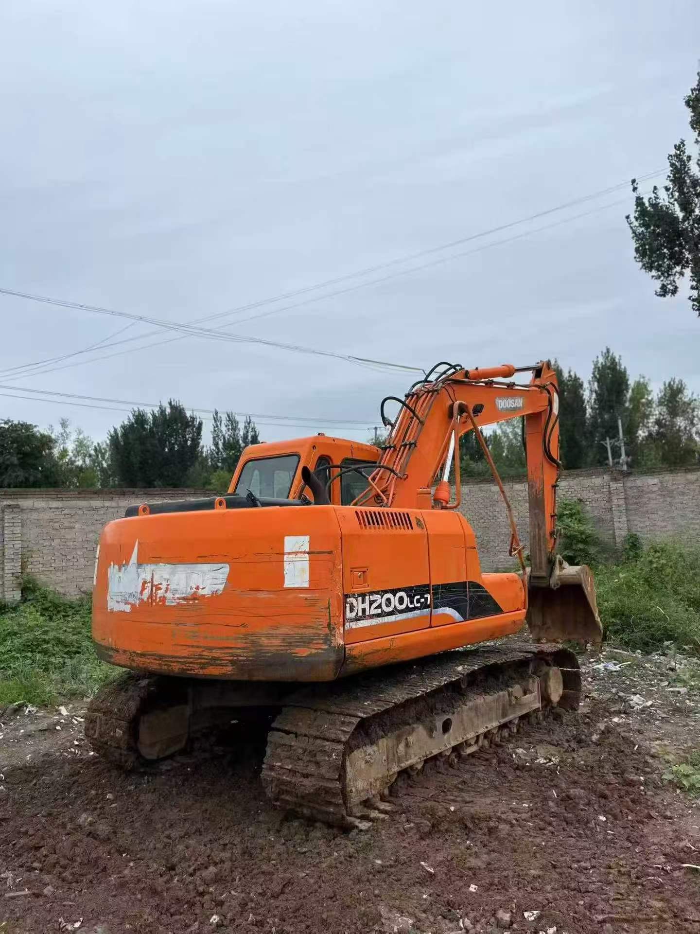 Buy Doosan DH150-7 Used Excavator / 2