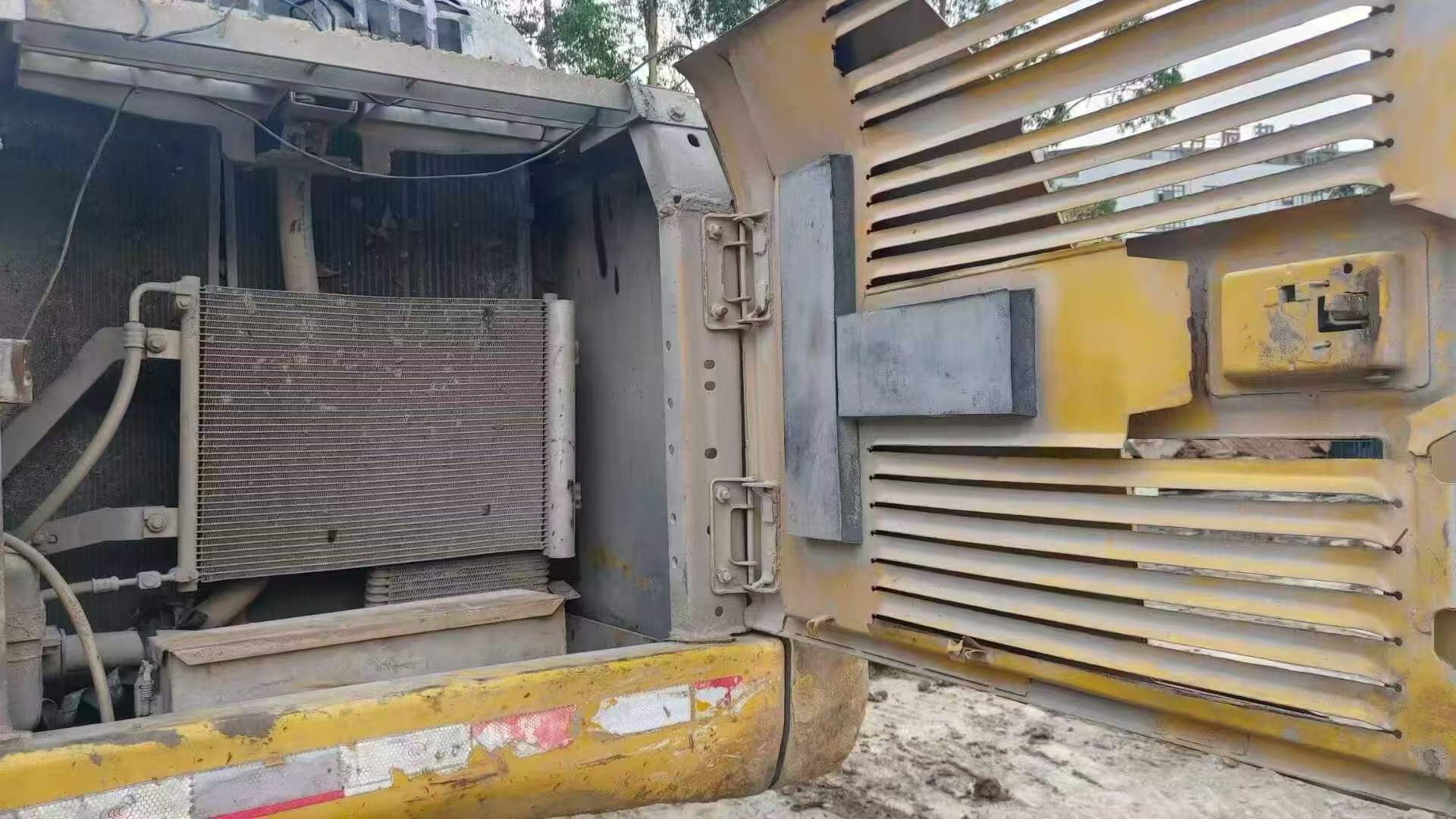 Buy Komatsu PC200-8 Used Excavator / 7