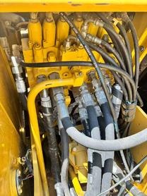 Buy Caterpillar Used Excavator / 5 Buy Caterpillar Used Excavator / 5