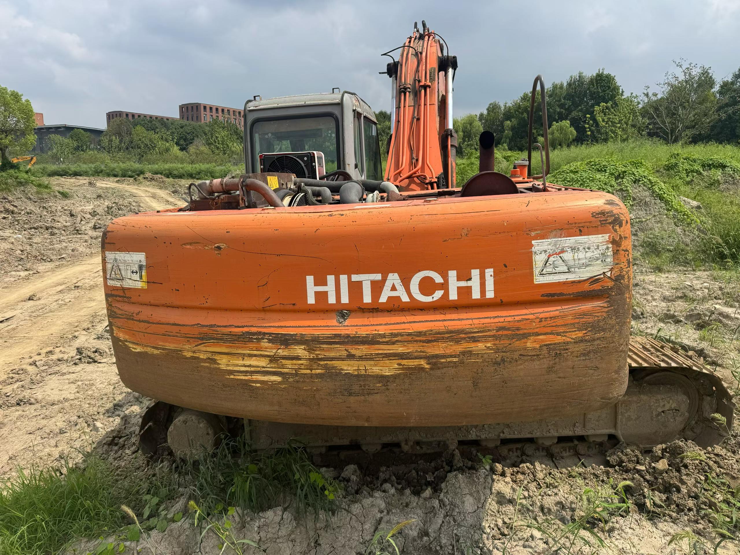 Buy Hitachi ZX200-6 Used Excavator / 7