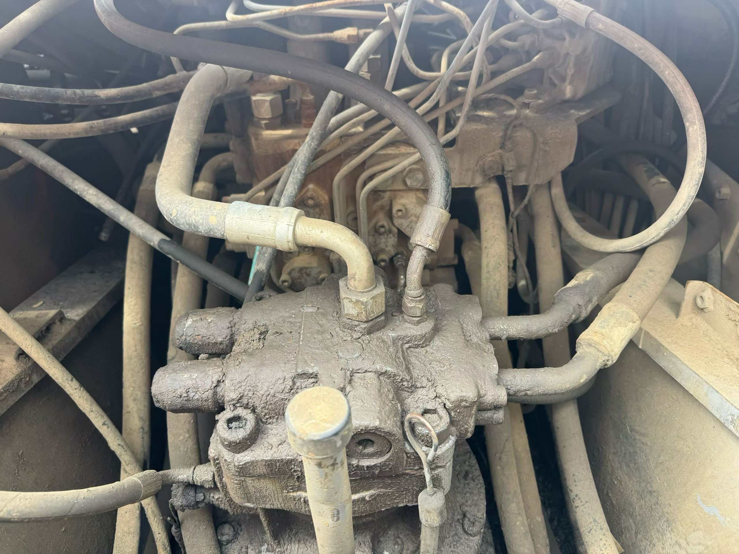 Buy Hitachi ZX200-6 Used Excavator / 5