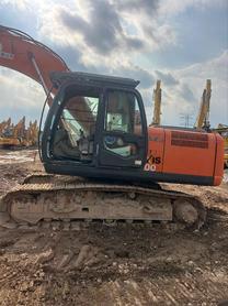 Buy Hitachi EX200-3 Used Excavator / 4 Buy Hitachi EX200-3 Used Excavator / 4