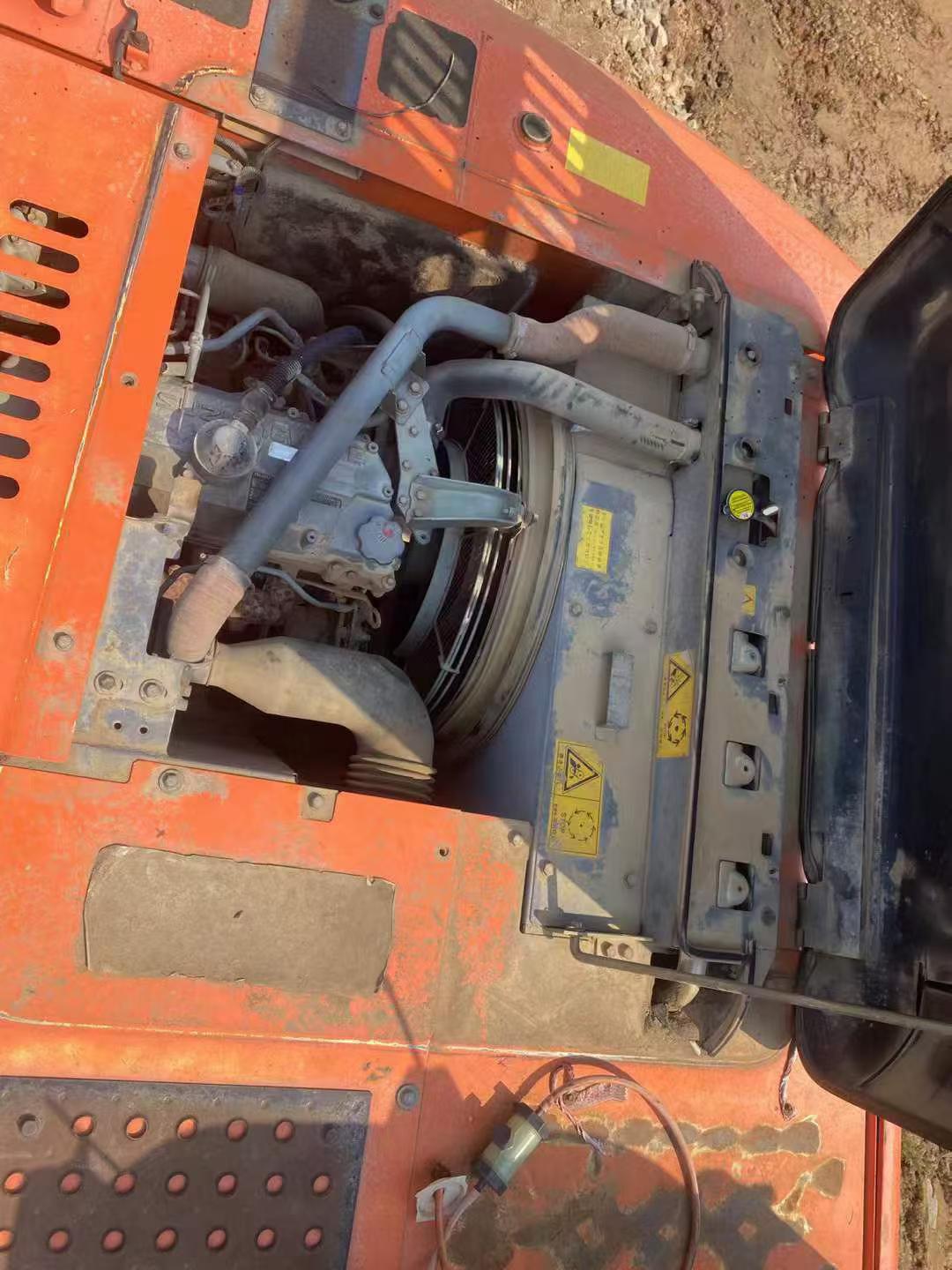 Buy Hitachi EX200 Used Excavator / 7