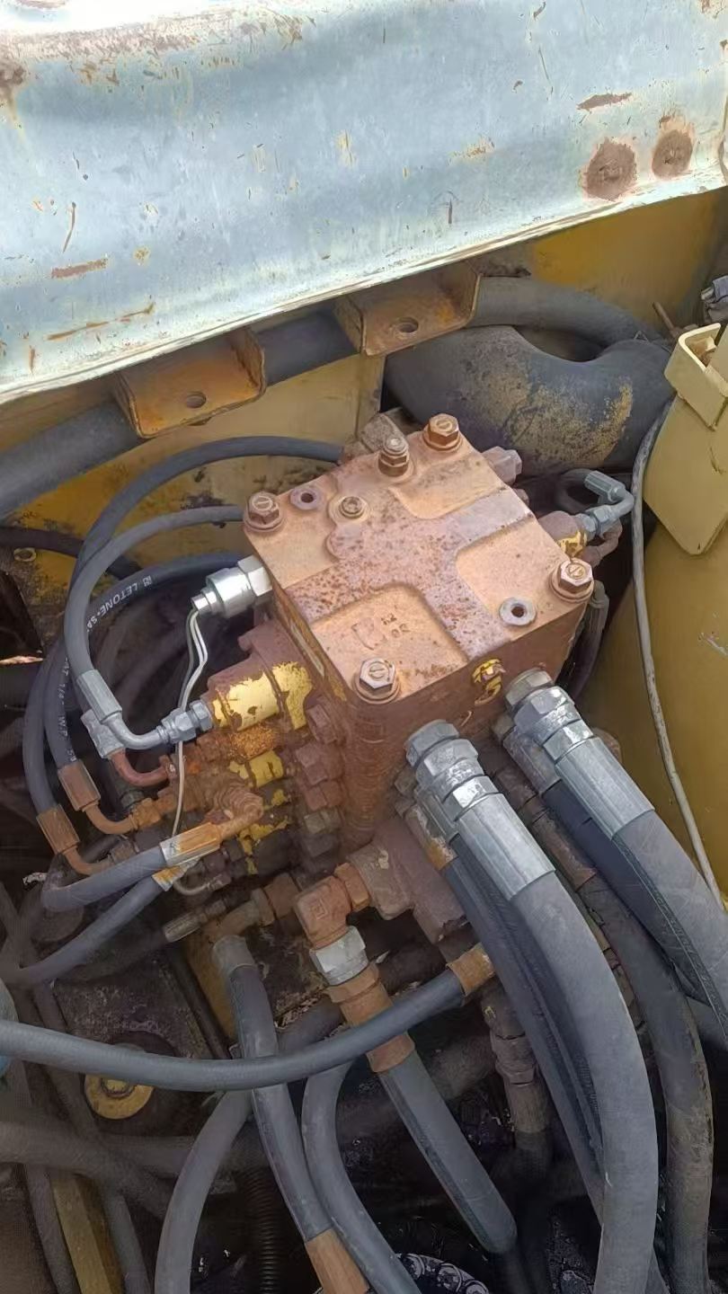 Buy Komatsu PC100-6 Used Excavator / 9