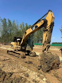 Buy Caterpillar 320D Used Excavator / 2 Buy Caterpillar 320D Used Excavator / 2
