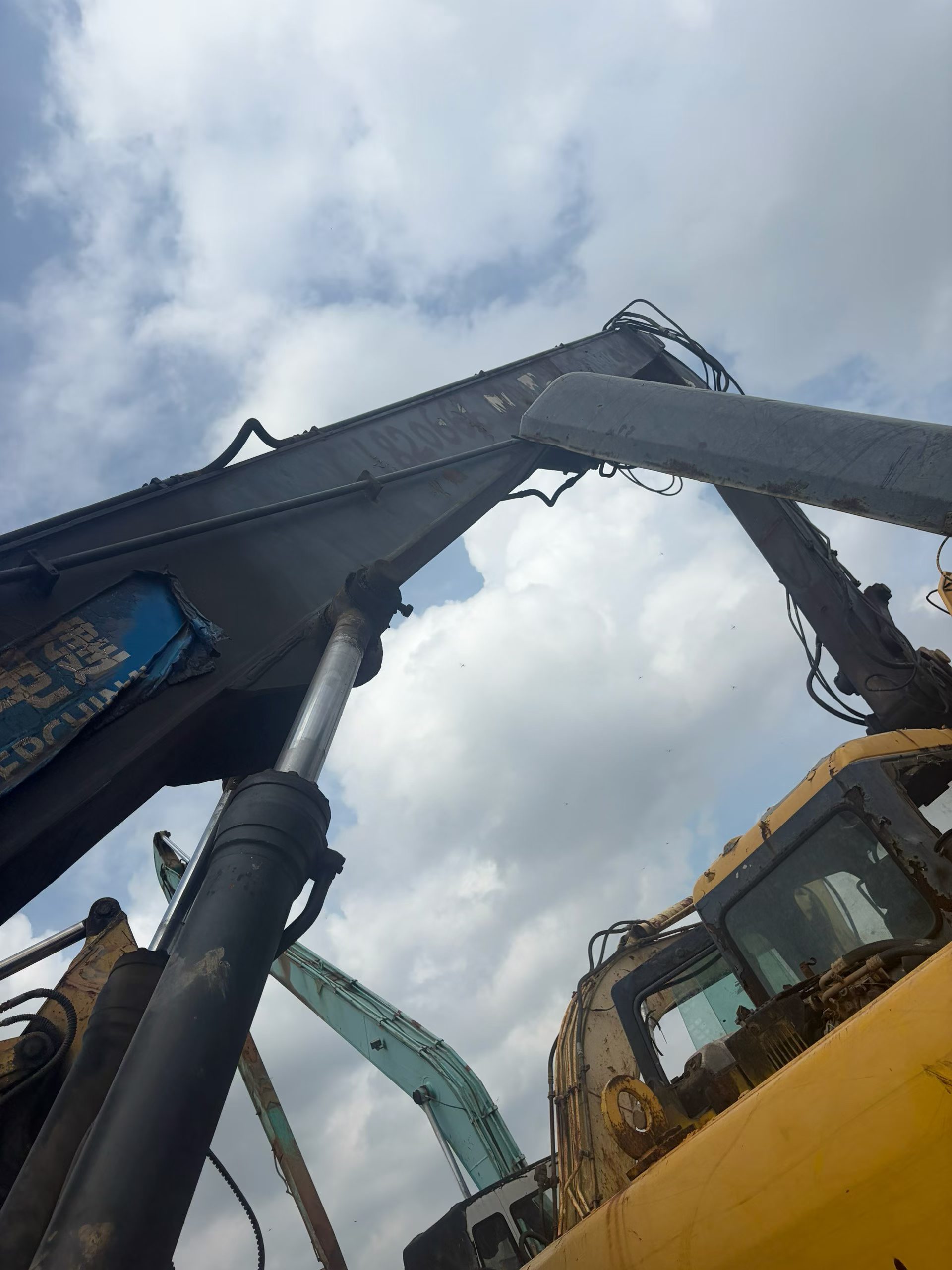 Buy Komatsu PC400-6 Used Excavator / 5