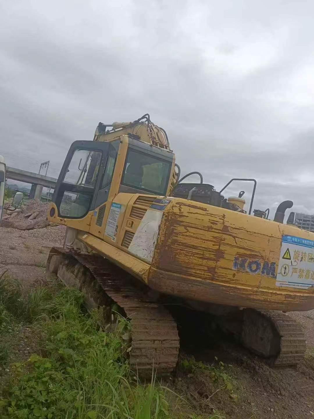 Buy Komatsu PC210-8 Used Excavator / 2
