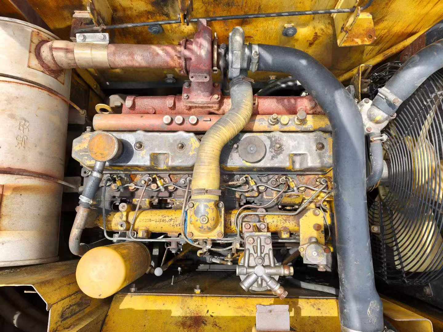 Buy Caterpillar Used Excavator / 4