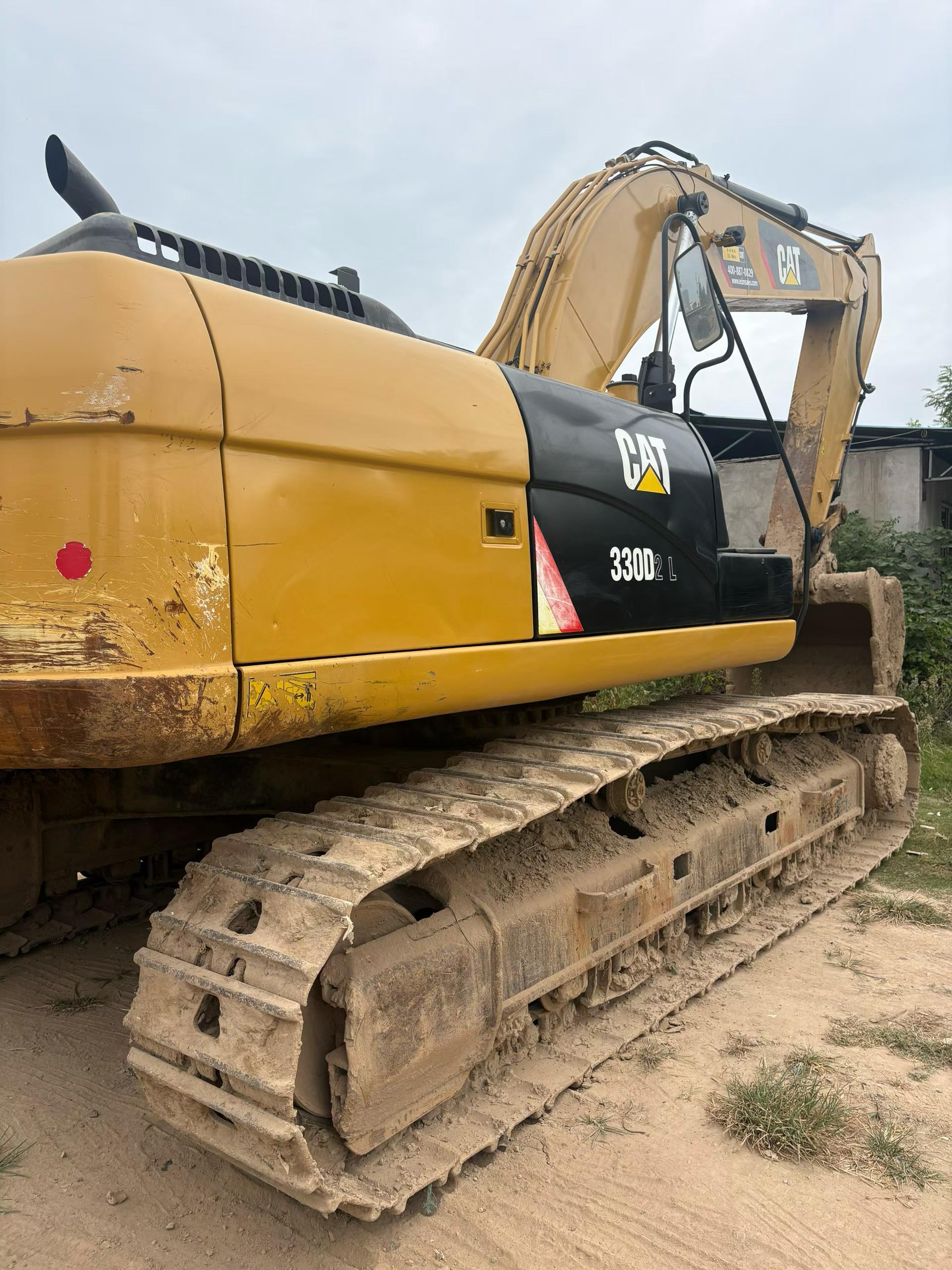 Buy Caterpillar Used Excavator / 3