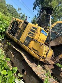 Buy Komatsu PC120-6 Used Excavator / 7 Buy Komatsu PC120-6 Used Excavator / 7
