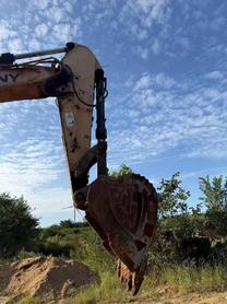 Buy Sany SY385H-8 Used Excavator / 6 Buy Sany SY385H-8 Used Excavator / 6