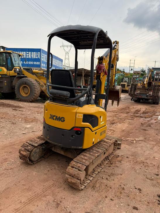 Buy XCMG XE17U Used Excavator / 1