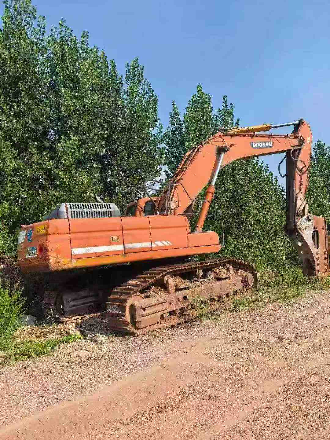 Buy Doosan DX500 Used Excavator / 3