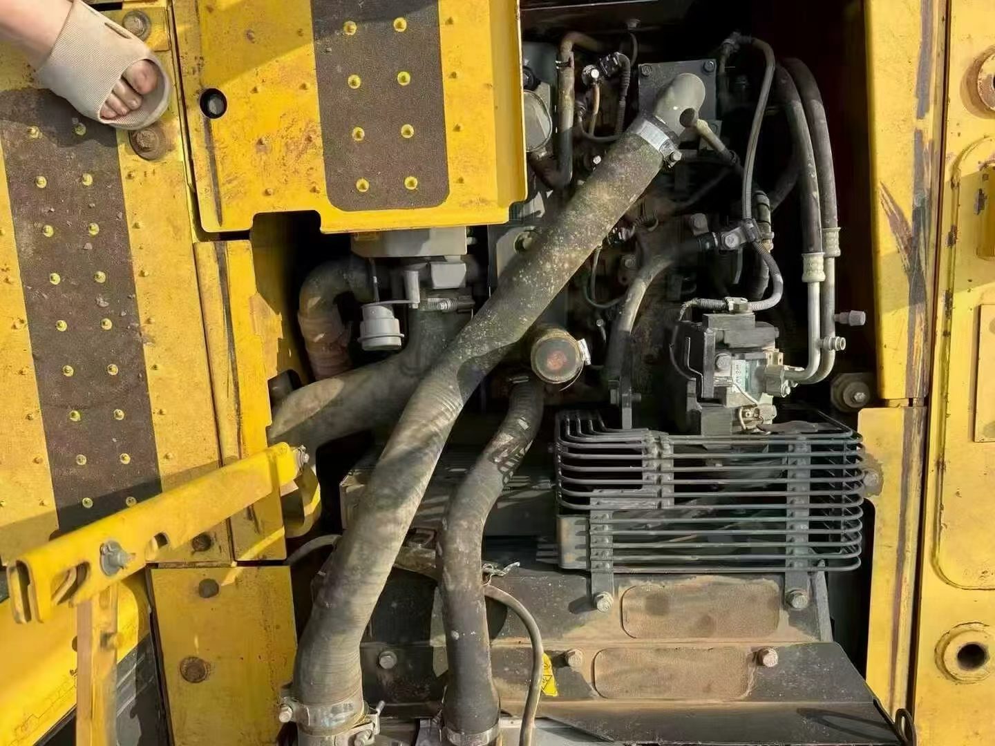 Buy Komatsu PC110-7 Used Excavator / 8