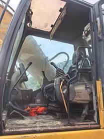 Buy Caterpillar Used Excavator / 2 Buy Caterpillar Used Excavator / 2