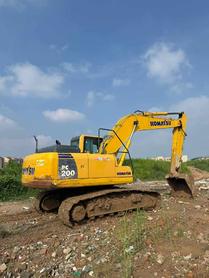Buy Komatsu PC200-8 Used Excavator / 3 Buy Komatsu PC200-8 Used Excavator / 3