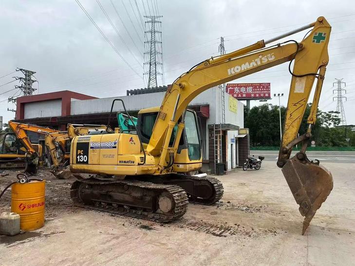 Buy Komatsu PC110-7 Used Excavator / 1
