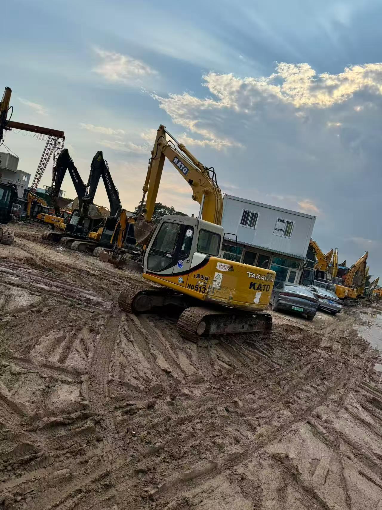 Buy Kato Used Excavator / 9