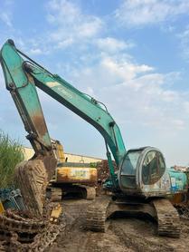 Buy Kobelco SK200-5.5 Used Excavator / 8 Buy Kobelco SK200-5.5 Used Excavator / 8