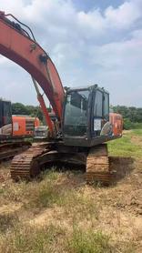Buy Hitachi ZH200-5A Used Excavator / 3 Buy Hitachi ZH200-5A Used Excavator / 3