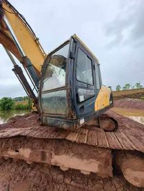 Buy Hyundai R215VS Used Excavator / 2 Buy Hyundai R215VS Used Excavator / 2