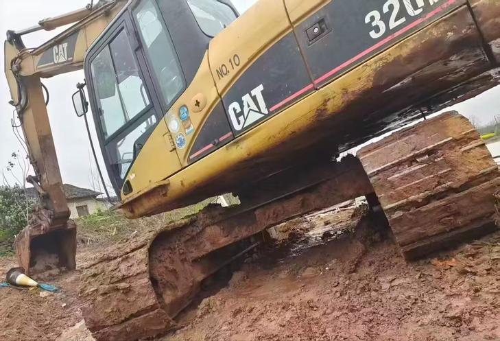 Buy Caterpillar Used Excavator / 1