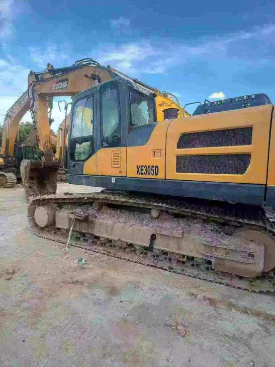 Buy XCMG XE305D Used Excavator / 1