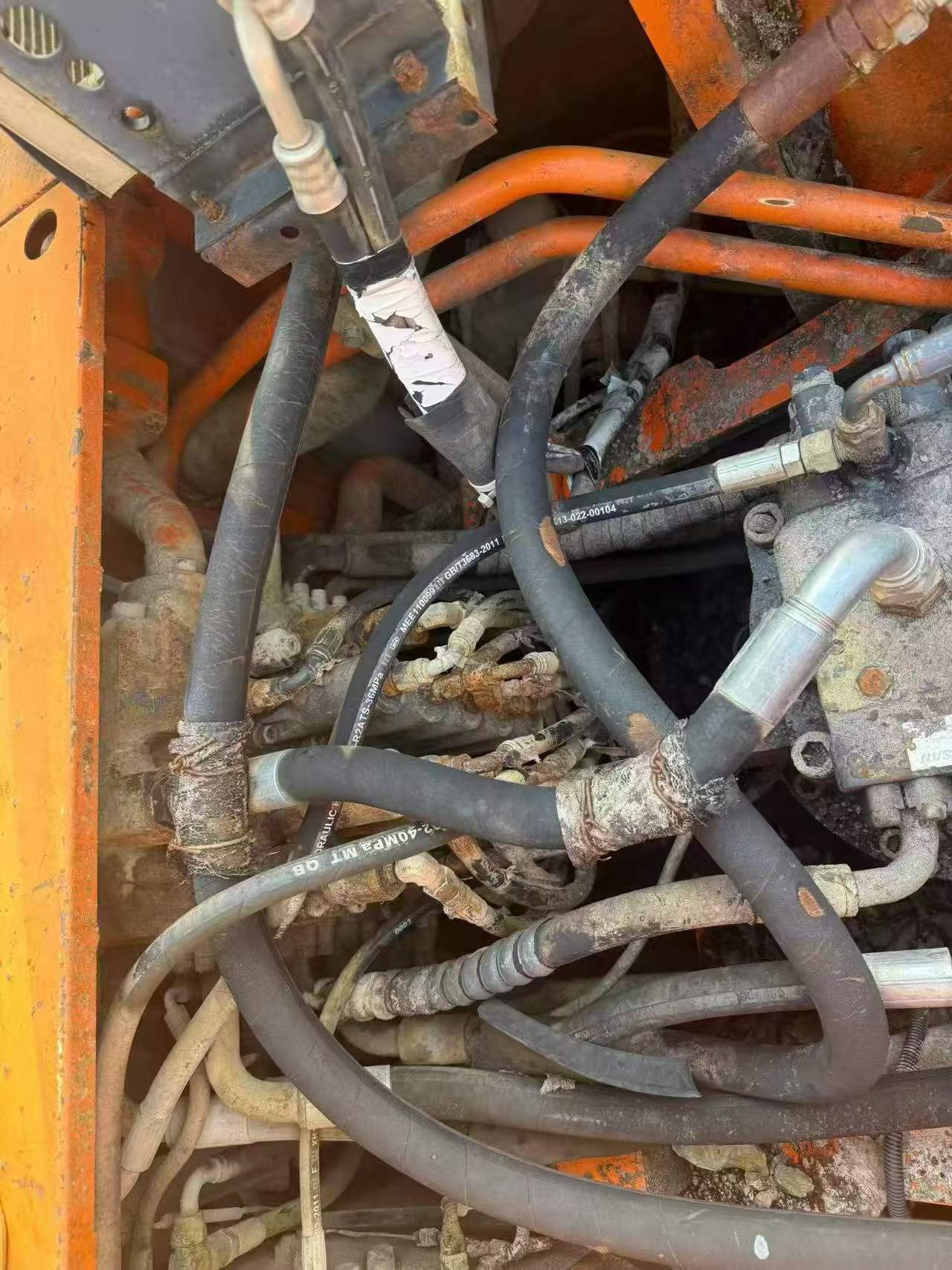 Buy Doosan DX260LC Used Excavator / 6