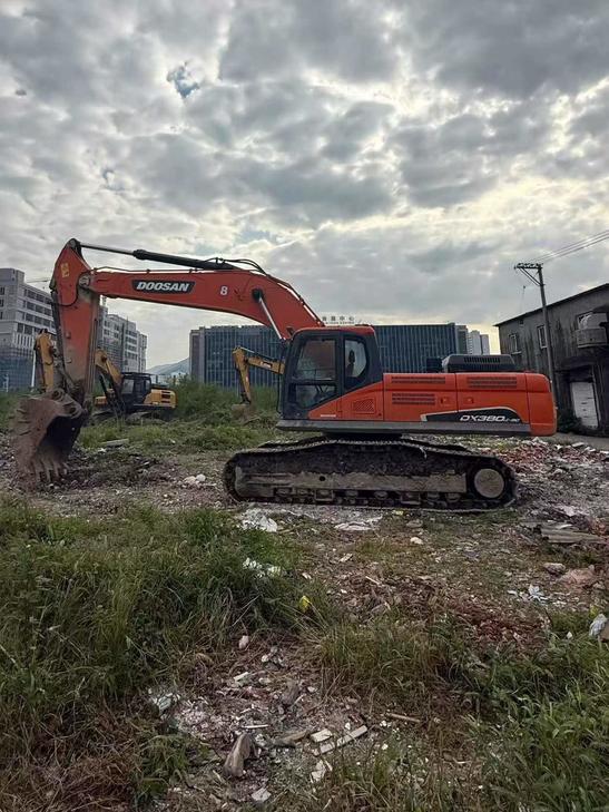 Buy Doosan DX380LC-5 Used Excavator / 1