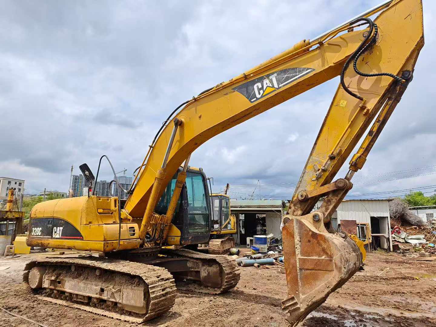Buy Caterpillar Used Excavator / 3