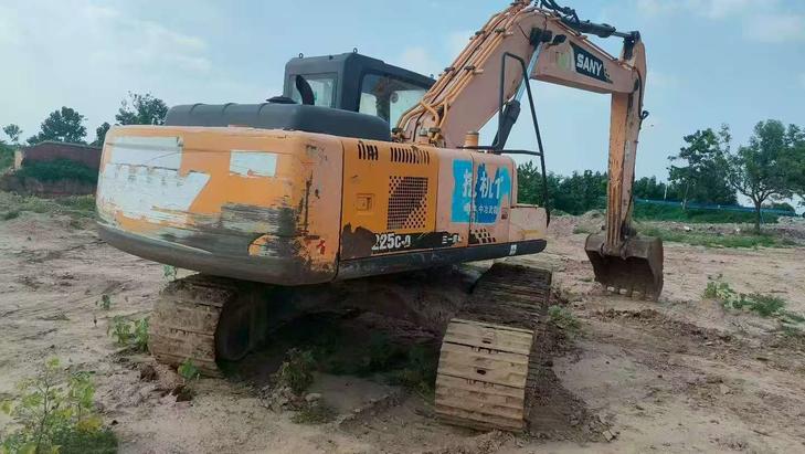 Buy Sany SY215C-8 Used Excavator / 1