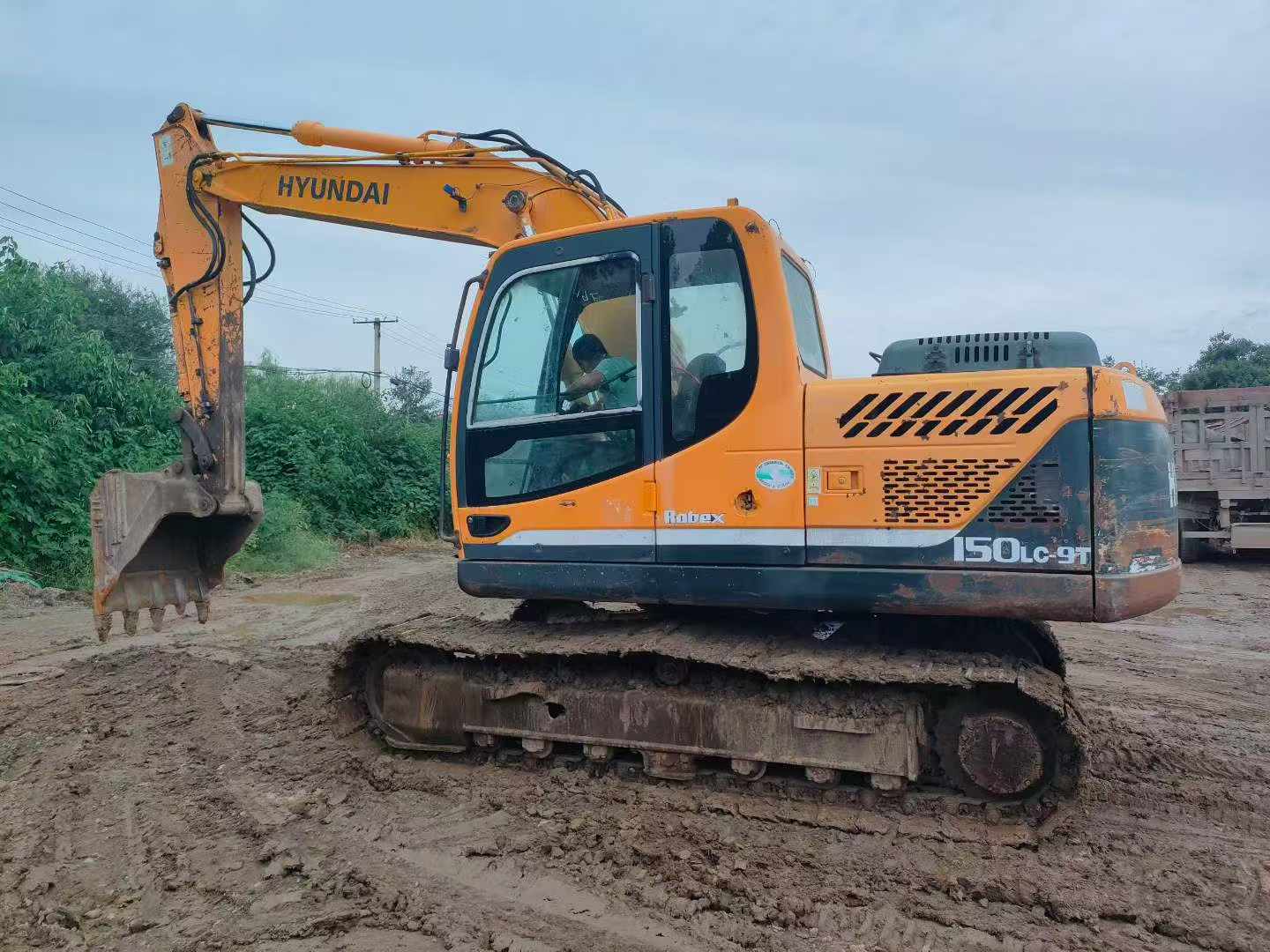 Buy Hyundai R150-7 Used Excavator / 2