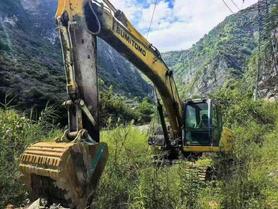 Buy Sumitomo SH240-3 Used Excavator / 2 Buy Sumitomo SH240-3 Used Excavator / 2