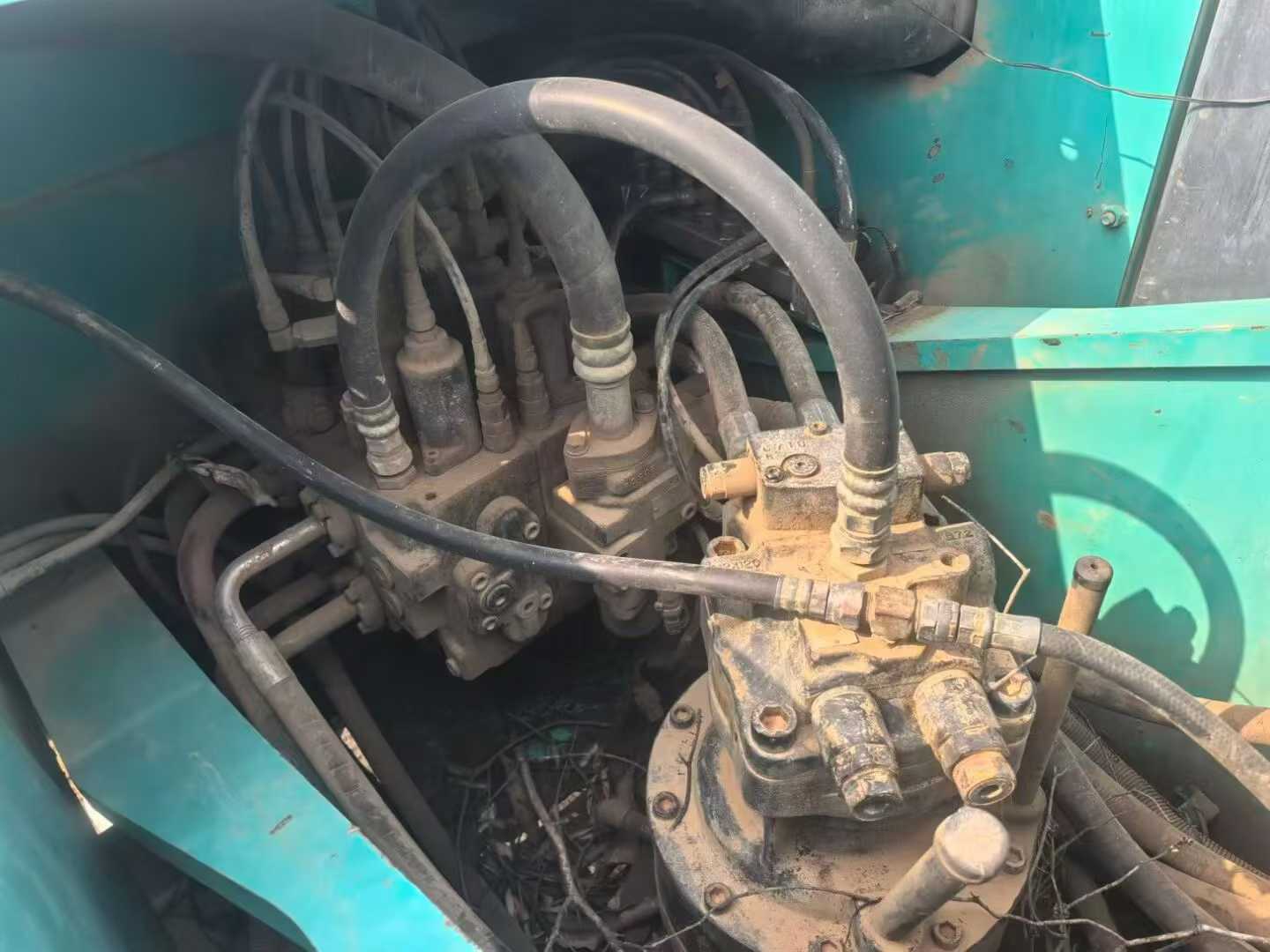 Buy Kobelco SK210 Used Excavator / 5