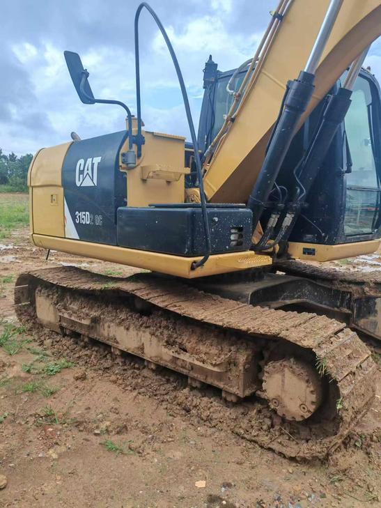 Buy Caterpillar Used Excavator / 1