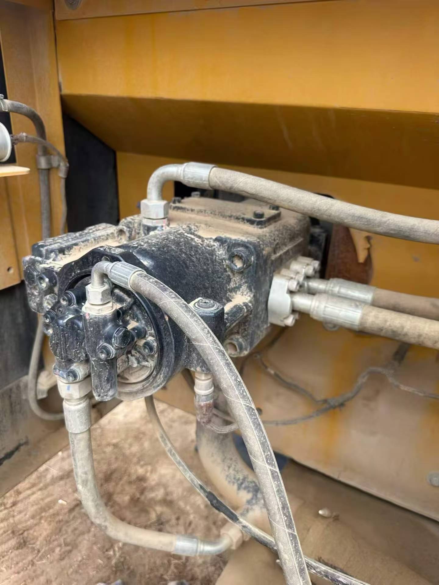 Buy Sany SY245H Used Excavator / 6