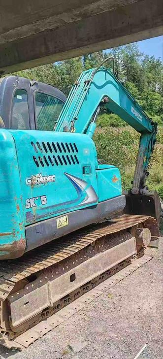 Buy Kobelco SK75 Used Excavator / 1