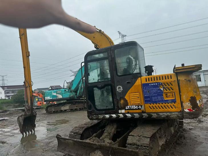 Buy Sany SY95C Used Excavator / 1