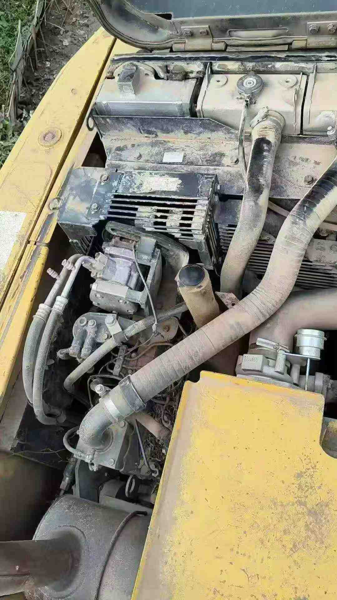 Buy Komatsu PC130 Used Excavator / 5
