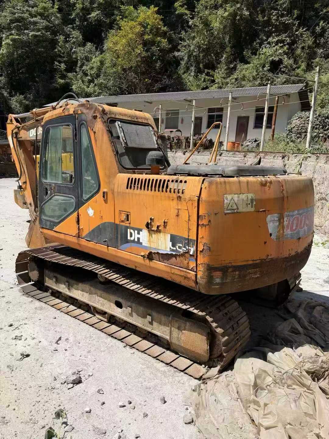 Buy Doosan DH150-7 Used Excavator / 3