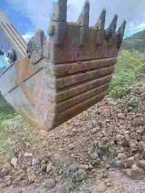 Buy Volvo L250G Used Excavator / 9 Buy Volvo L250G Used Excavator / 9