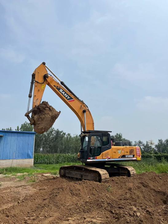 Buy Sany SY305H Used Excavator / 1