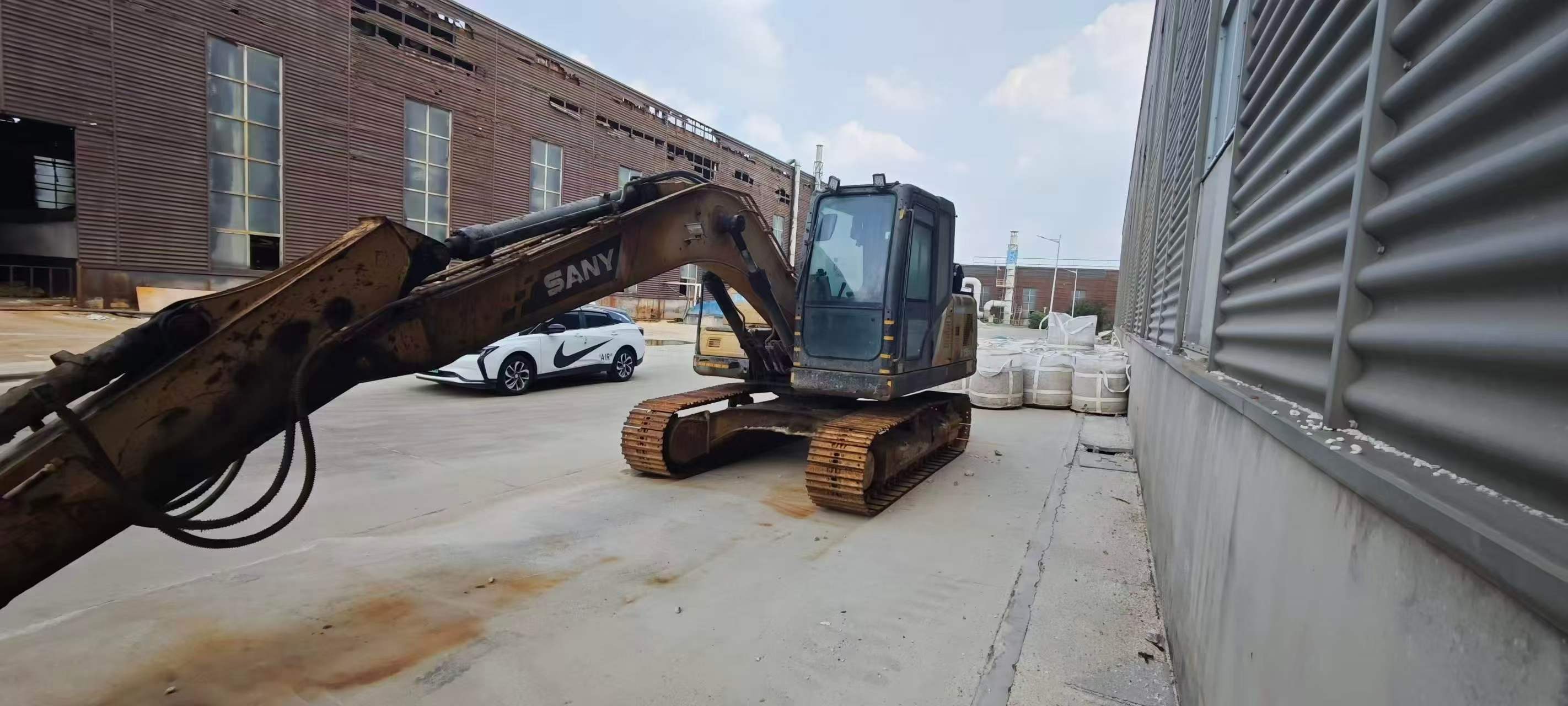 Buy Sany Used Excavator / 2