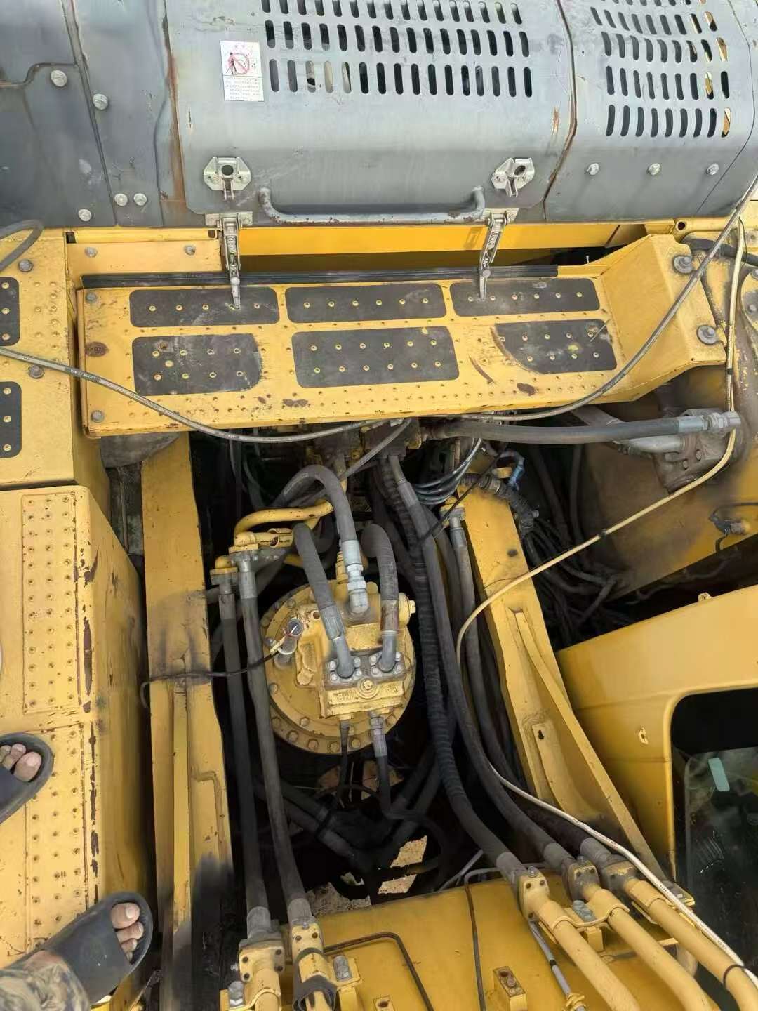 Buy Komatsu WA500-3 Used Excavator / 4