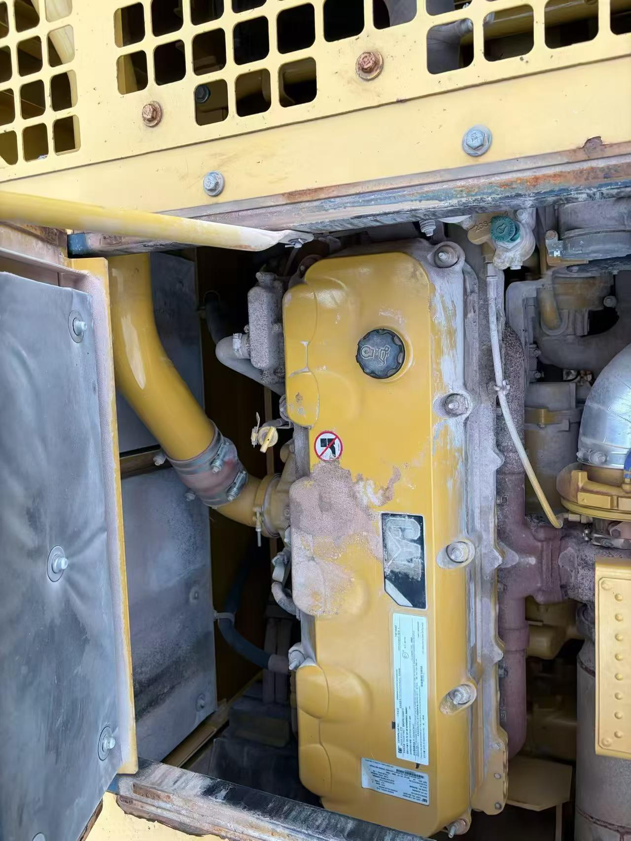Buy Caterpillar Used Excavator / 6